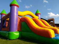 /album/skakaci-hrad-se-skluzavkou-kombo/img-20180527-181526-jpg/