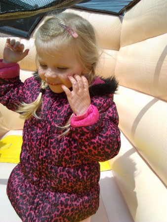 Horní patro skluzavky je zasíťované 