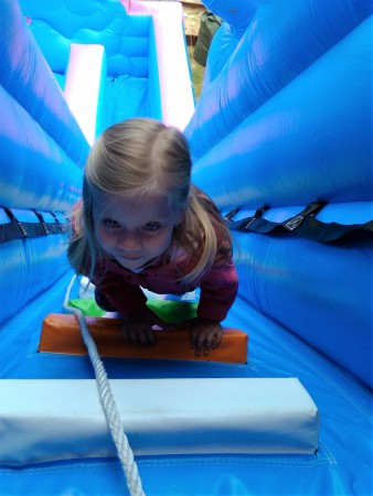 Nafukovací skluzavka "MICKY" - ATRAKCE JESENÍK