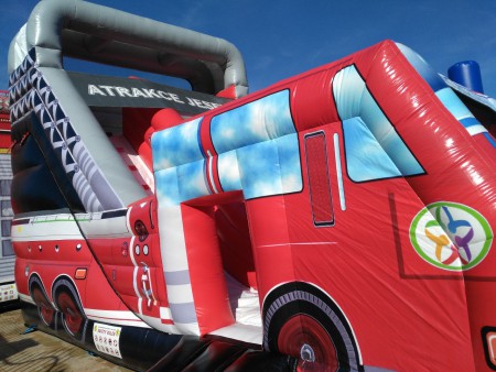 Skluzavka "HASIČSKÉ AUTO" - ATRAKCE JESENÍK