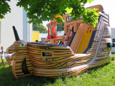 Nafukovací skluzavka "PIRÁTSKÁ LOĎ"
