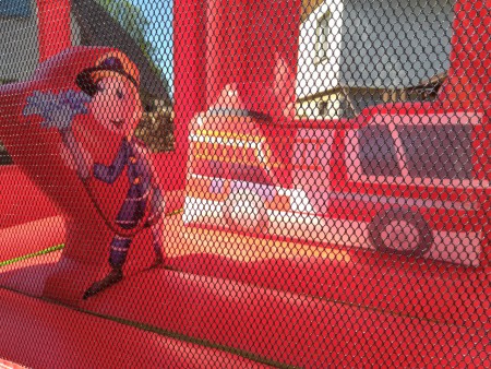 Skákací hrad "HASIČSKÁ ZBROJNICE" - Atrakce Jeseník