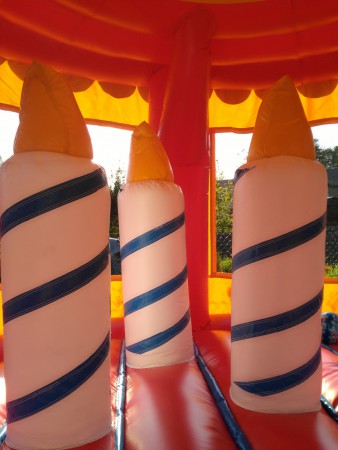 Skákací hrad "DORT" - Atrakce Jeseník