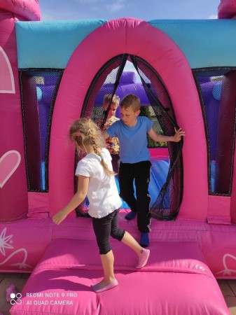 Skákací hrad "ZÁMEK" - Atrakce Jeseník